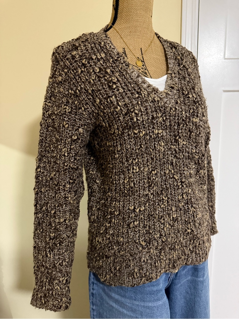 Cottage core wool Sweater in Brown